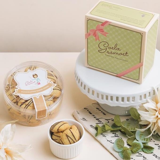 

Choco Burger Goela Semoet - Kue Cokelat Keju Lumer Viral Stok Terbatas