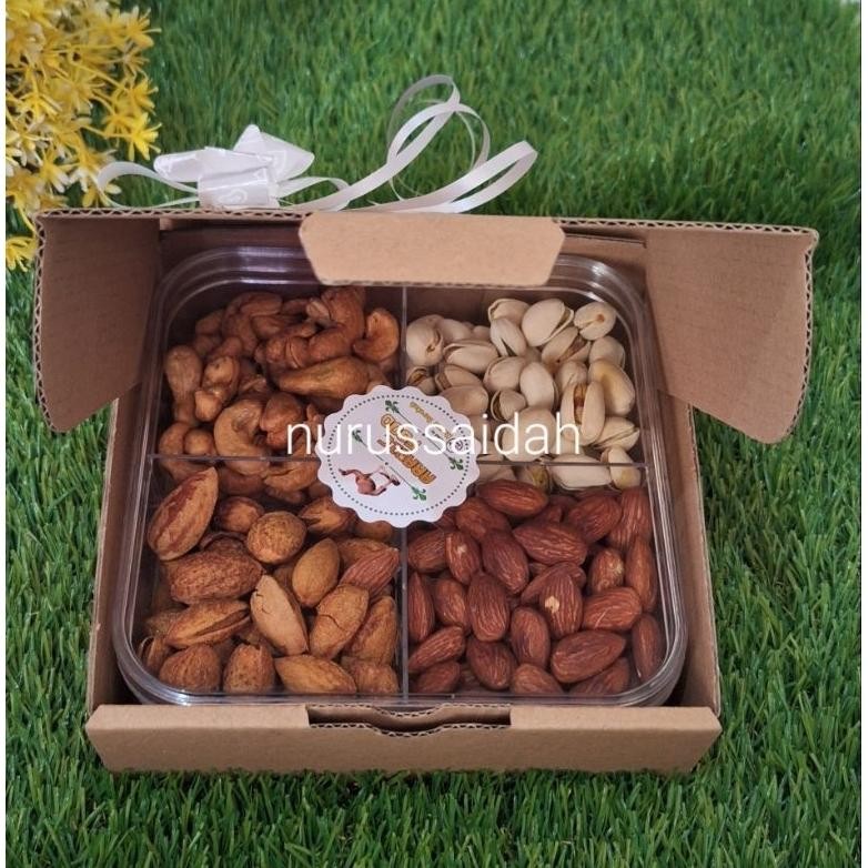 

Paket Hampers Mix Nut Oleh Oleh Haji Umroh