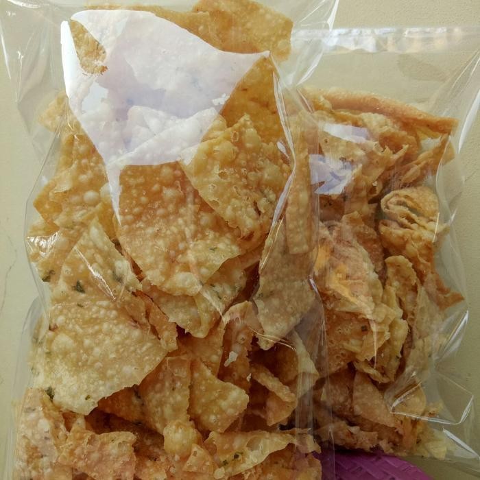 

FF cemilan rumahan keripik bawang 250 gram free bubble warp