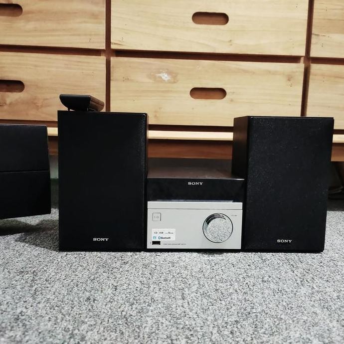 SONY CMT-SBT20 MICRO HI-FI COMPONENT SYSTEM DESAIN RETRO & ELEGAN KUALITAS SUARA JERNIH BASS BULAT D