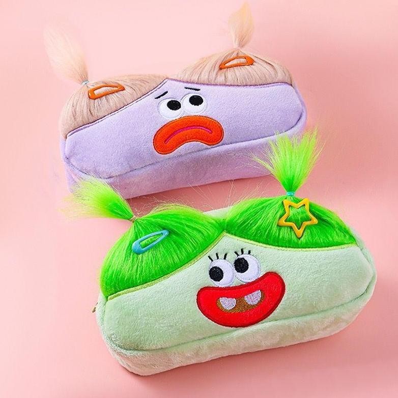 

Kotak Pensil Boneka Bulu Lucu UGLY GIRL EDITION BISA DIKUNCIR Edition Gwiyeo Pencil Case Stationery Bag Kawaii Doll