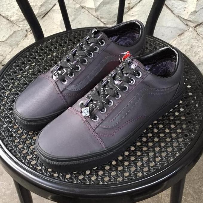 Vans Oldskool X Harry Potter Deathly Hallows