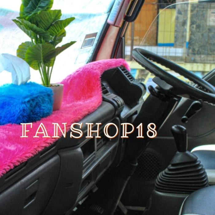 Satu Set Alas Dashboard Mobil + Sarung Tisu / Aksesoris Interior Mobil / Karpet Dashboard Mobil Bulu