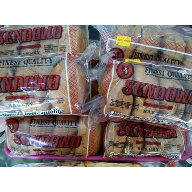 

Roti sendowo Malang (isi cream+ coklat meses)
