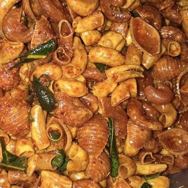 

ID | 250GRAM MAKARONI MIX PEDAS GURIH DAUN JERUK