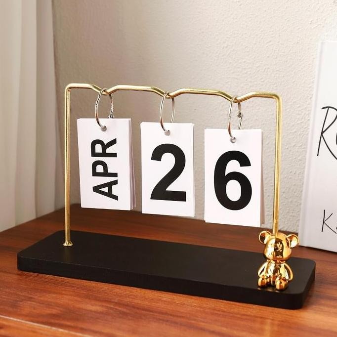 

Kalender Meja Beruang Kalender Ornamen Ruang Tamu Ruang Kantor Kalender Desktop Kantor Kreatif Kerajinan Logam Besi Eropa Bear Calendar Ornament Living Room Office Desktop Calendar Kertas Kalender 2025 Meja Co
