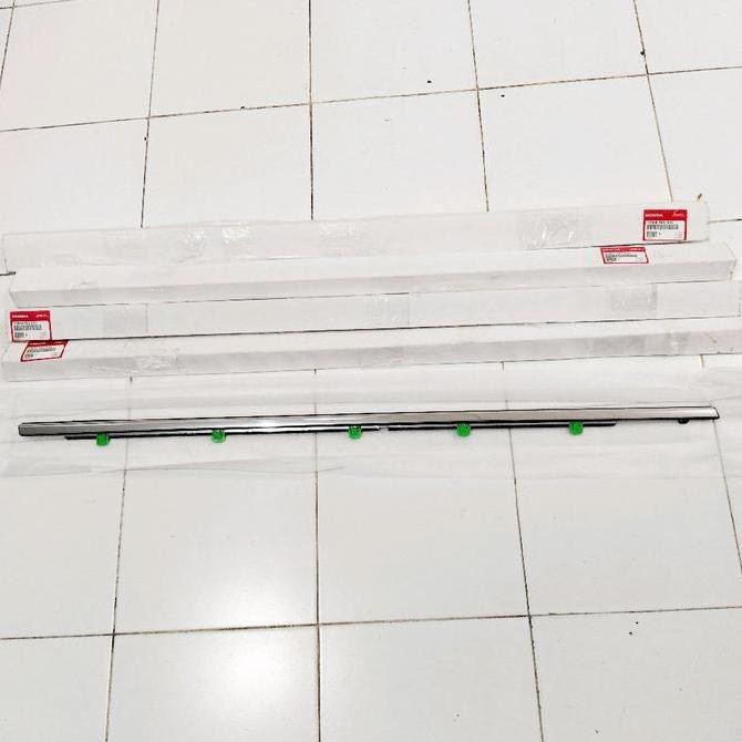 Pelipit Luar Karet Kaca Chrome Honda Crv 2013 2014 2015 2016 2017 Ori Teruji Kualitasnya