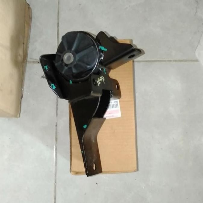 Engine mounting depan kiri Karimun New Estilo