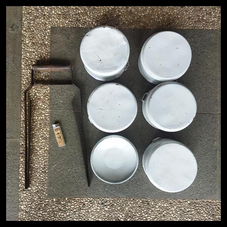 DISKON PAJANGAN VINTAGE RANTANG ENAMEL PUTIH 5 SUSUN 