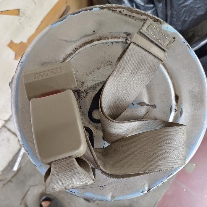 Safety Belt Tengah Avanza Xenia 1Buah Original Dan Terpercaya
