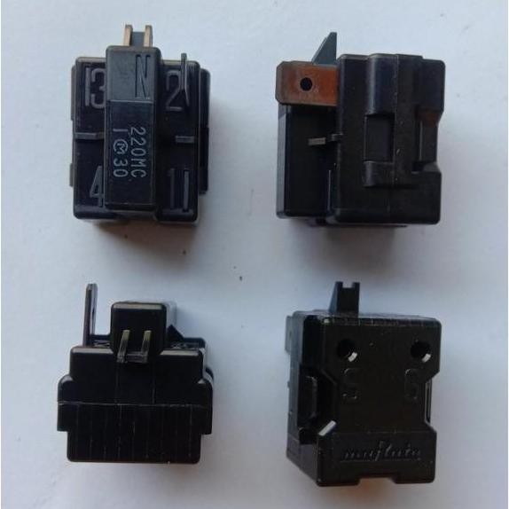 Relay PTC Kulkas Panasonic 1 Pin Socket Kanan Murata 220MC Original