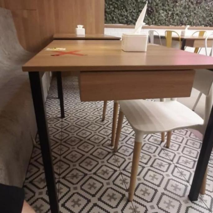 KRAMIK DINDING/KRAMIK LANTAI/KAMAR MANDI/DAPUR/ 40x40 MOTIF CLASSIK HC