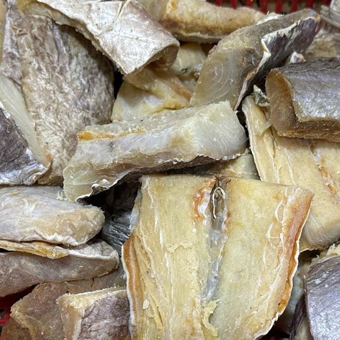 

Ikan Asin Jambal Daging 1Kg / Ikan Jambal /