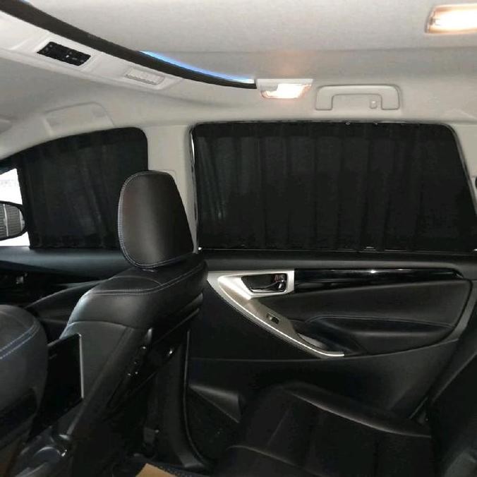 Tirai Gorden Mobil Innova Reborn / Venturer Sunshade Magnetic