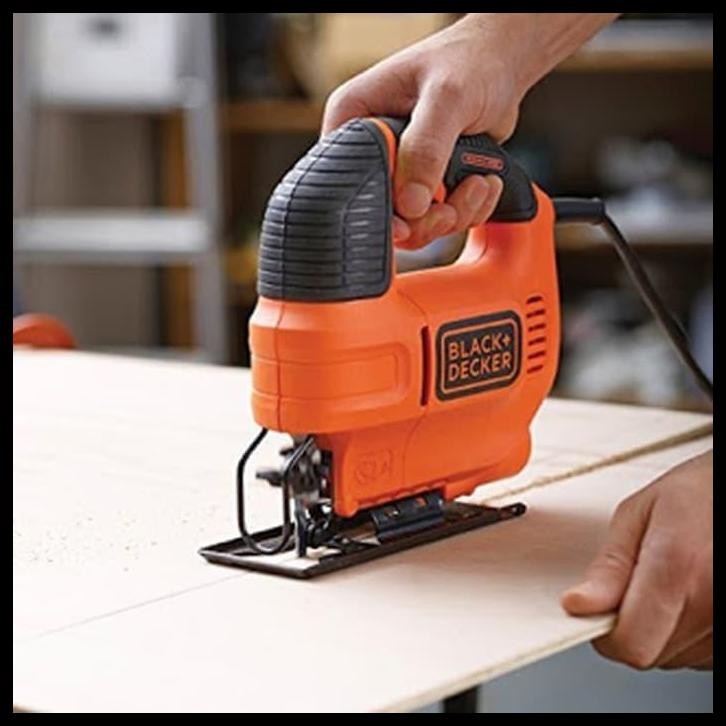DISKON MESIN JIGSAW /GERGAJI ELEKTRIC /JIG SAW BLACK&DECKER KS501 