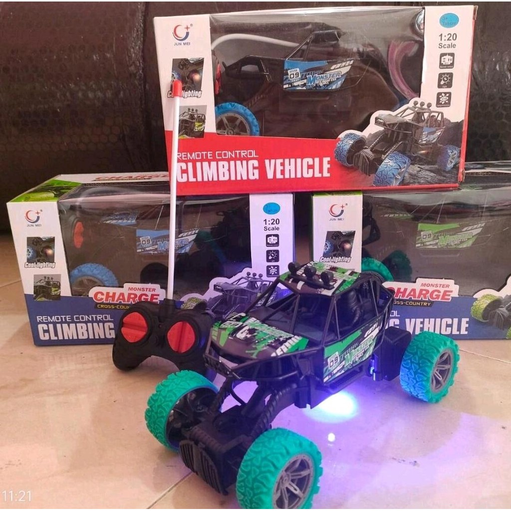 RC Rock Crawler Mainan Anak Mobil Remote Control Climbing Boast Monster Baterai Cas SNI BISA GROSIR