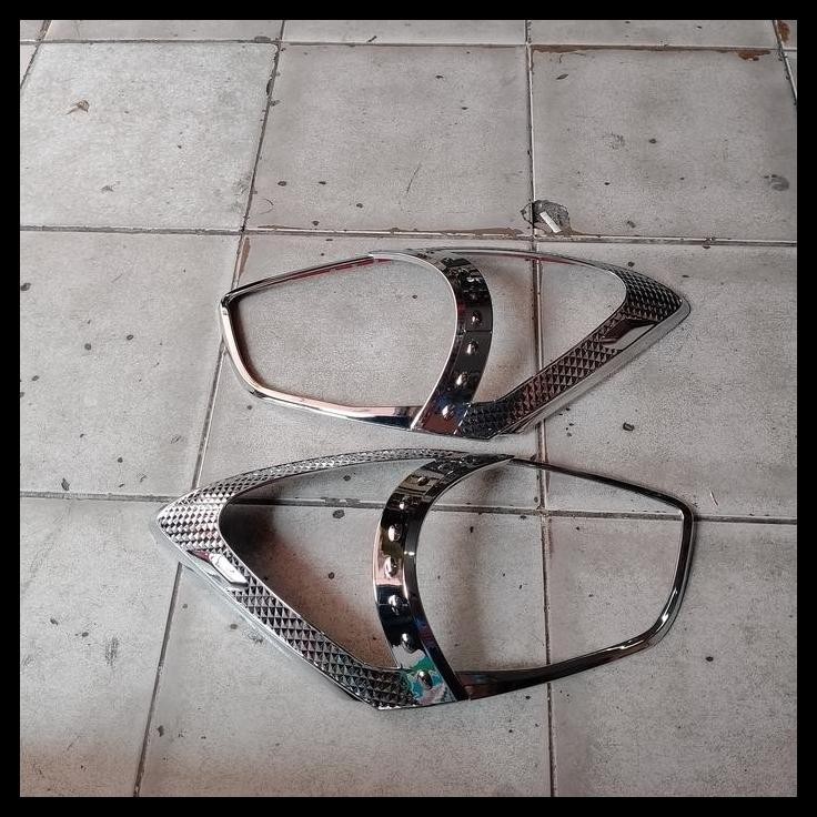 TERBARU GARNISH DEPAN AGYA CHROME 2013-2016 