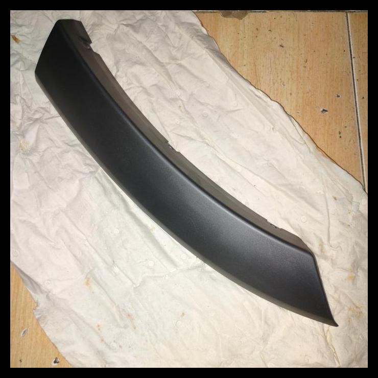 BEST DEAL FORD GENUINE PARTS SPOILER SPARKBOARD BELAKANG KANAN FORD ESCAPE