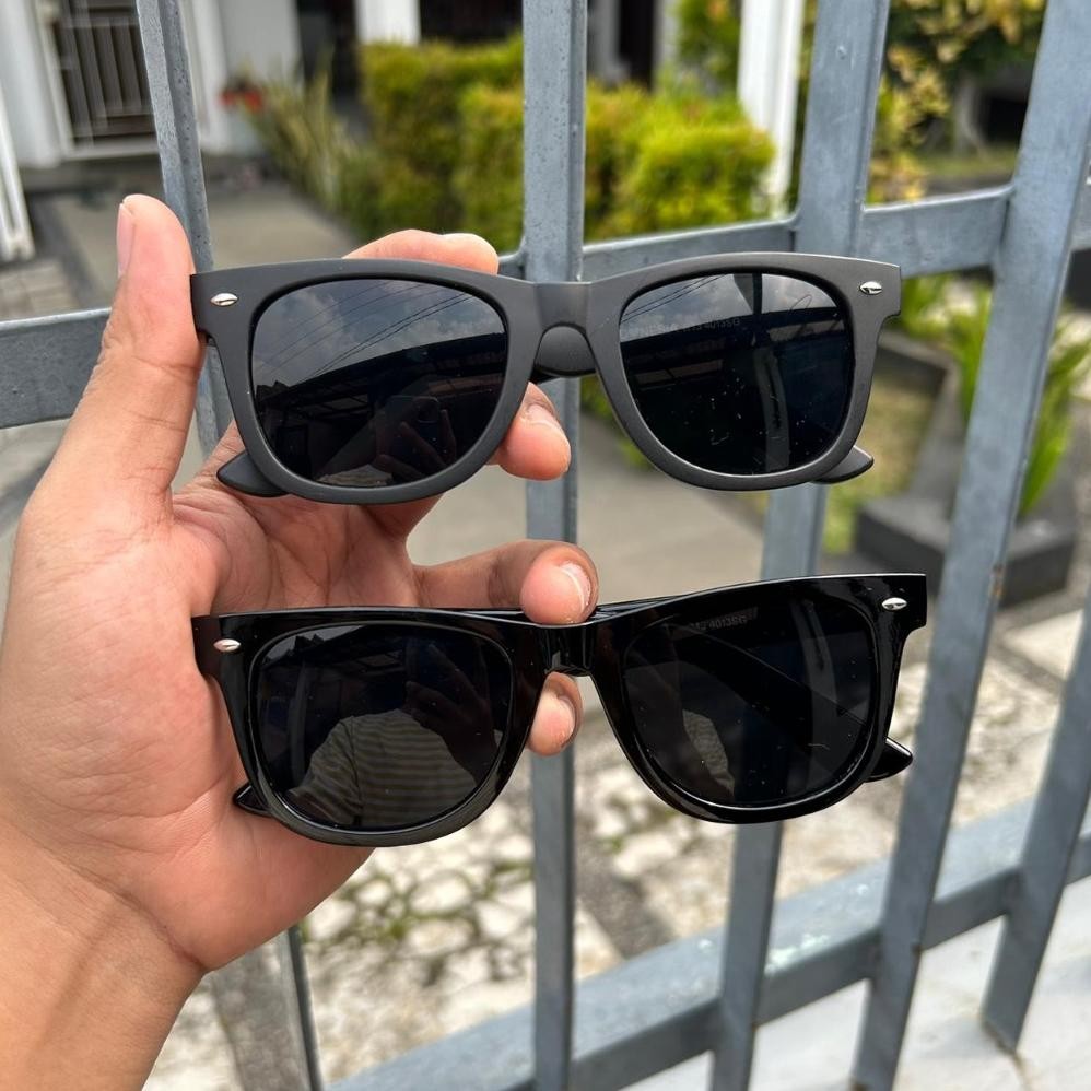 KACAMATA WAYFARER HITAM - R13 4013 DiM