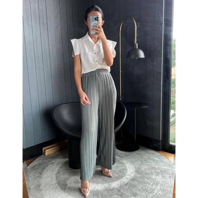 

Celana Pensil Plisket Lisa BB - Celana Wanita Jumbo Plisket Modis