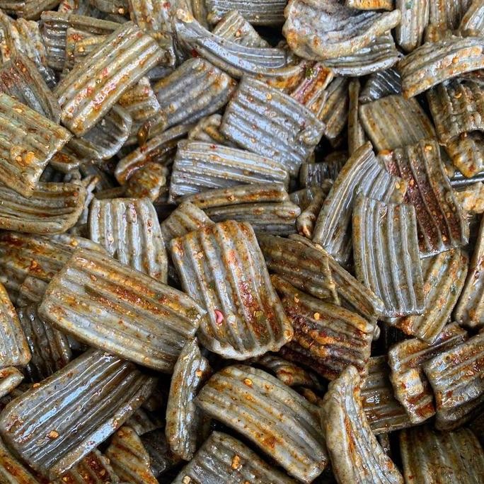 

KERUPUK JENGKOL SEBLAK SEBRING PEDAS..