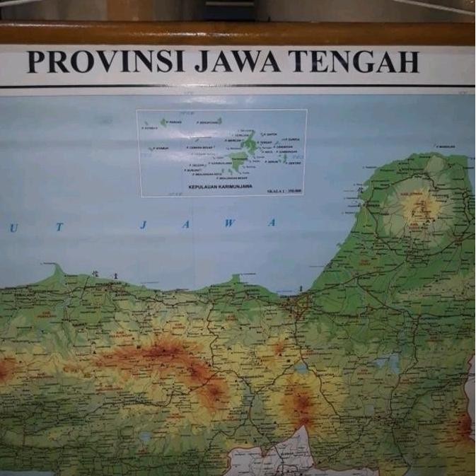 

Peta Provinsi Jawa Tengah Bingkai Kayu Ukuran 102X72 Cm New Stok