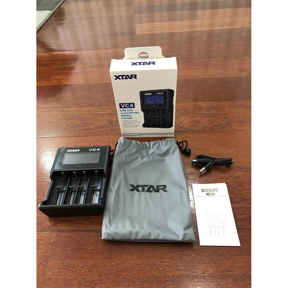 Charger Baterai Xtar Vc4 4 Slot Untuk Baterai Li-Ion & Nimh