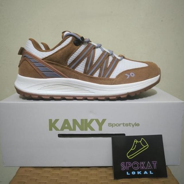 

Sepatu Kanky Kitadake Brown Sugar Size 42 43 B Fullset