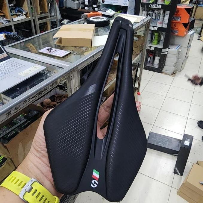 Saddle TOSEEK PRO 143 V1181 Ringan dan nyaman Bike Sadel Toseek tipe pro143 Ultralight