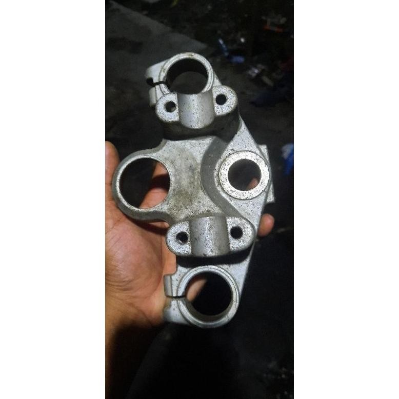 Segitiga/T atas vixion old ori