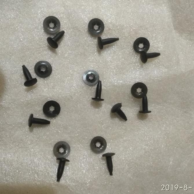 Baut Visor windshield Cbr 150 old Thailand murah