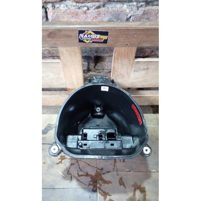 BOX BAGASI REVO FIT/BLADE 110 NEW/BLADE 125 FI ORIGINAL COPOTAN