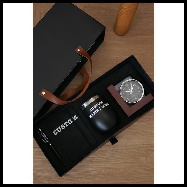 

CASTOR - hampers corporate custom hampers kantor souvenir kantor seminar kit hampers perpisahan kado farewell teman kantor hampers birthday custom hampers kantor premium