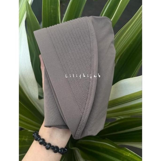 HIJAB BERGO SPORT PET TEBAL / KERUDUNG SPORT SEKOLAH POLOS / JILBAB AMAIKKOTTO SPANDEK HIJAB INSTAN 