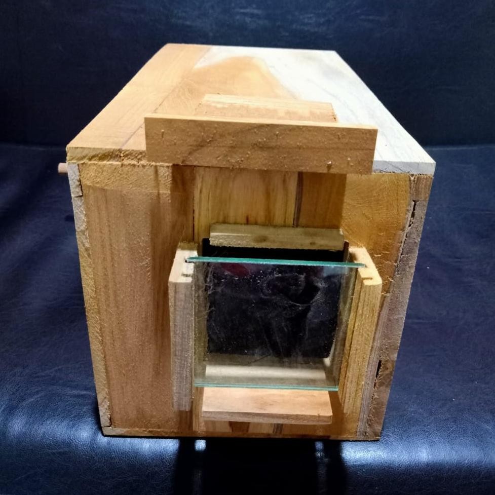 GLODOK PANTAU KACA TEMPAT BERTELOR BURUNG PARROT FALK PARKIT AUSTRALIA KAYU JATI DiM