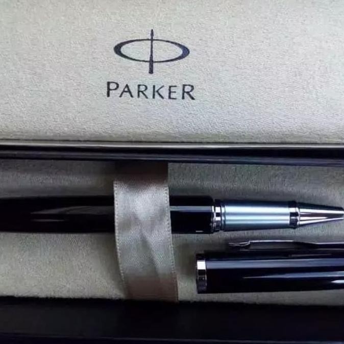 

NEW Pulpen Parker IM Roller Ball LQ Black Crome Trim Klip Silver Original