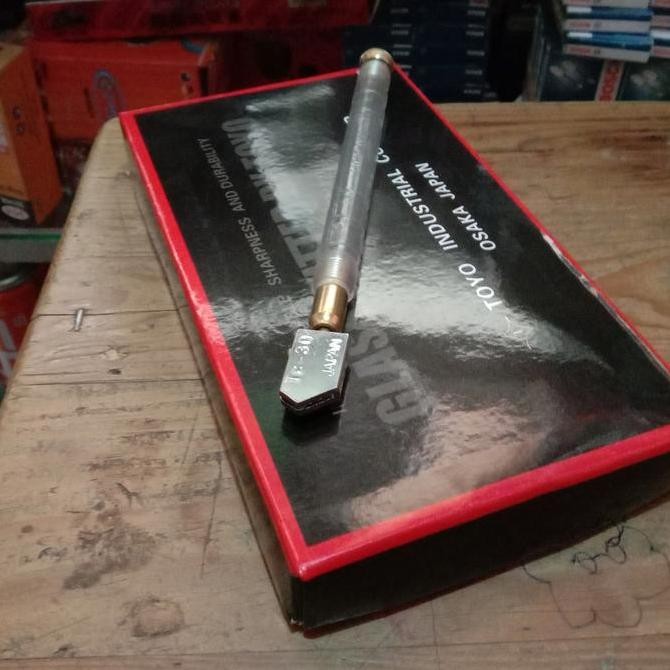 

pisau potong kaca toyo japan oil glas cuter