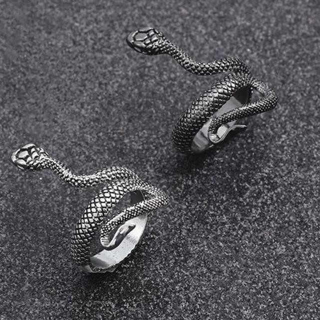 Tersedia - Cincin Pria Titanium Stainless Steel Model Ular Silver Perak Asli C64