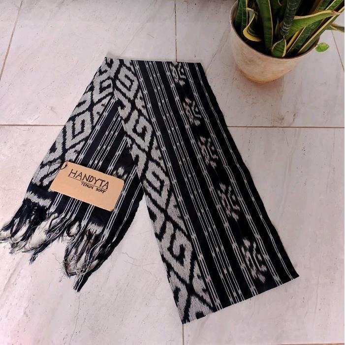 AV Slendang KALIS tenun Ikat blanket Halusan || Syal Slendang bali.pakaian Adat Bali.Gringsing Lasem