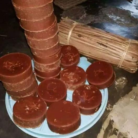 

Gula Aren Asli 1 Kg Murni 100% Gula Aren Padat Nugi