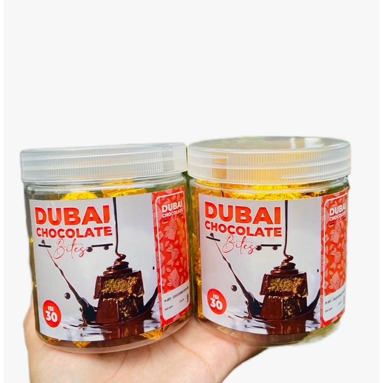 

Original Murah !! Dapat 2 Toples Coklat Dubai Bites Isi 30 Pcs Ghs-55