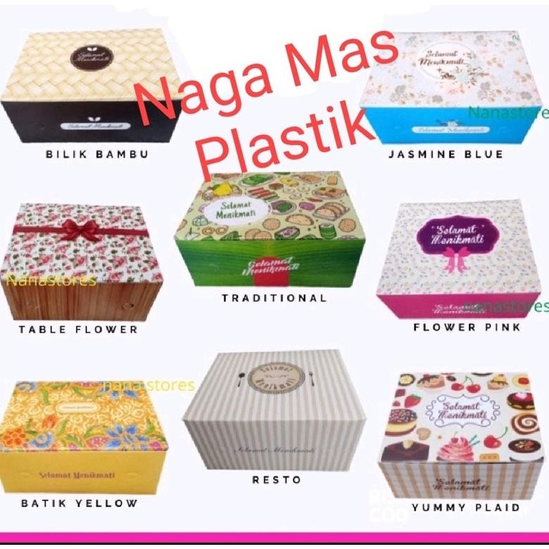 

Dus Kue, Box Snack, Ukuran 12x12 / 12x14 / 12x16 / motif.. Per 1pak isi 100 lbr.