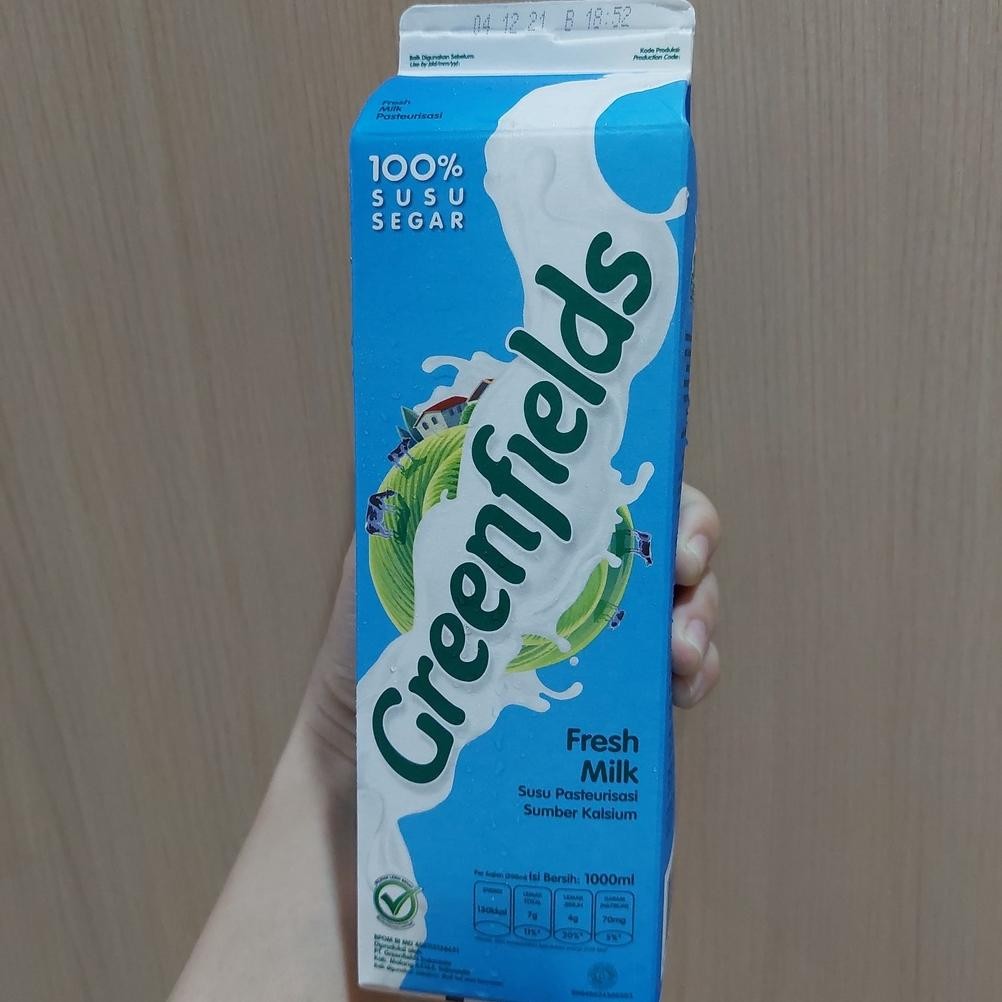 

Susu Fresh Milk Greenfield 1 Liter / 1000 ml Full Cream Nugi