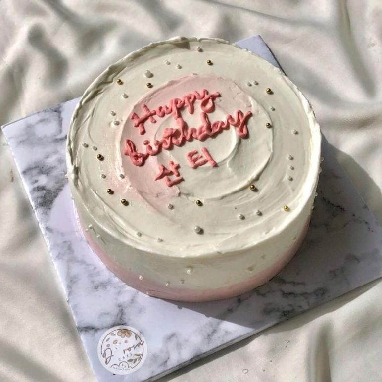 

Tart Ulang Tahun - korean cake - painting cake Nugi