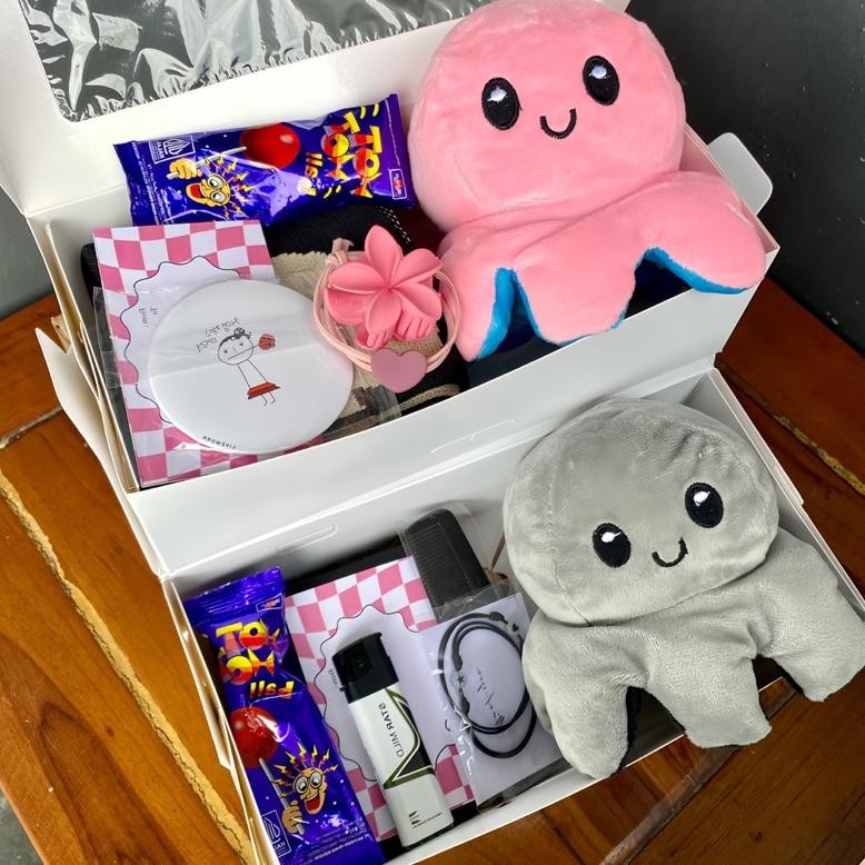 

Hampers Gurita / Gift Box Cewek / Cowo Exclusive Untuk Kado / Sempro / Ulang Tahun / Valentine Nugi