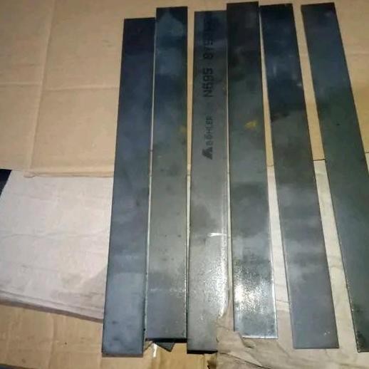 plat baja bohler n695 original untuk golok pisau