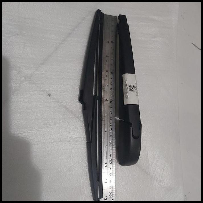 tangkai wiper/arm wiper belakang innova reborn original