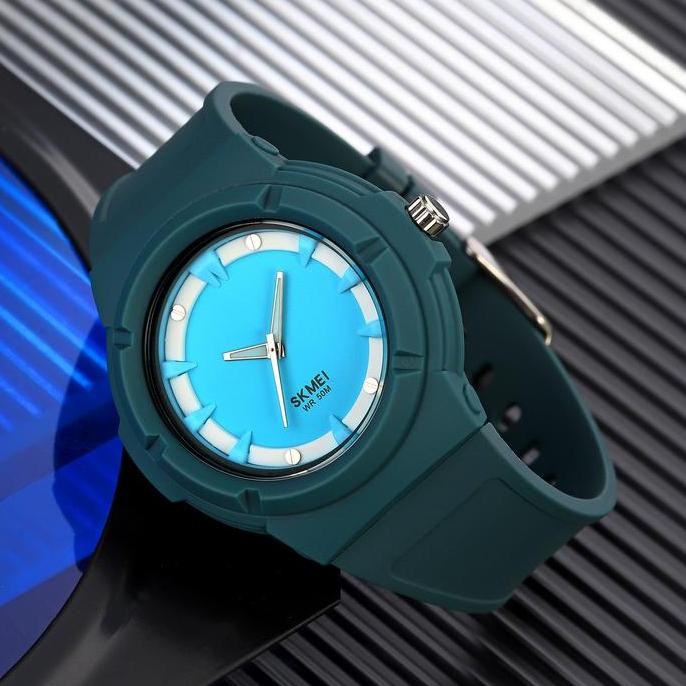 Jam Tangan Pria Wanita Analog Tahan Air Skmei 2011