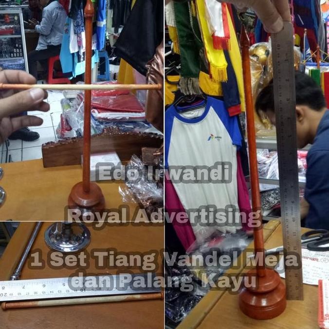 

Tiang Bendera Meja Kayu atau Tiang Vandel murah