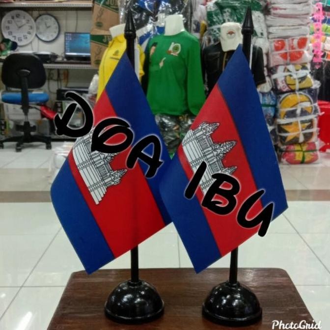 

tiang kayu meja+bendera KAMBOJA murah